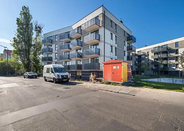 Bright Near Motlawa River In By Renters Daire Gdansk