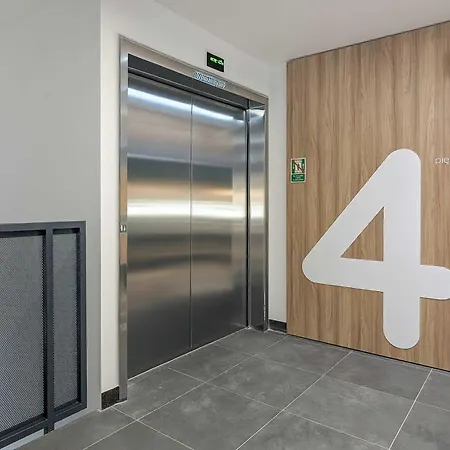 Bright Near Motlawa River In By Renters