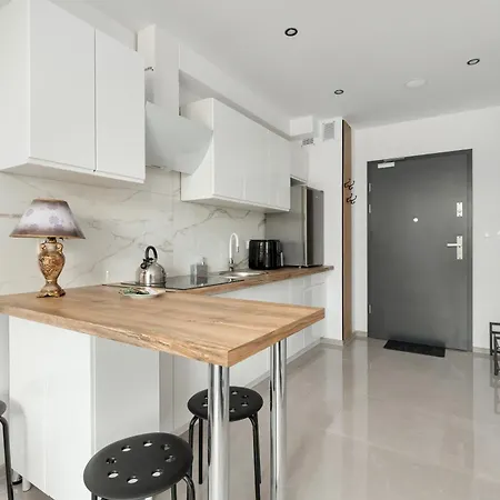 Bright Near Motlawa River In By Renters Apartment