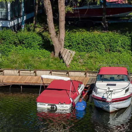 Lägenhet Bright Near Motlawa River In By Renters Gdańsk