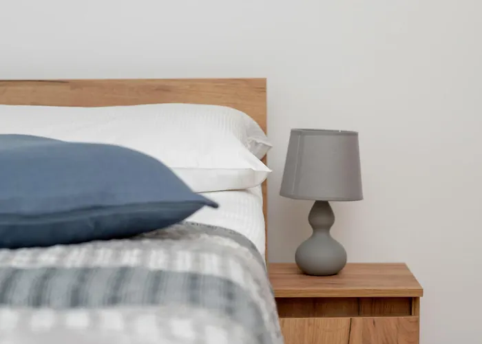 Bright Near Motlawa River In By Renters شقة *