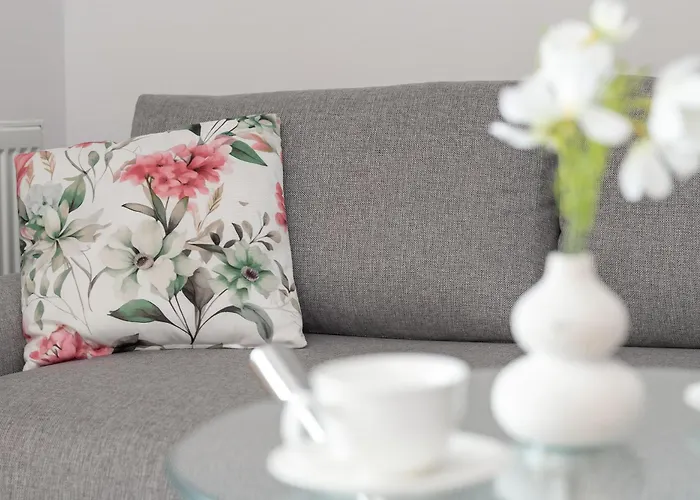 Bright Near Motlawa River In By Renters شقة غدانسك