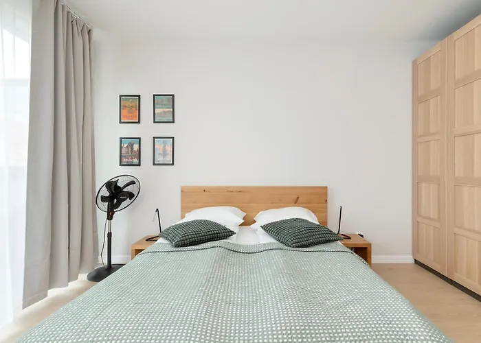 Apartament Bright Near Motława River In By Renters *